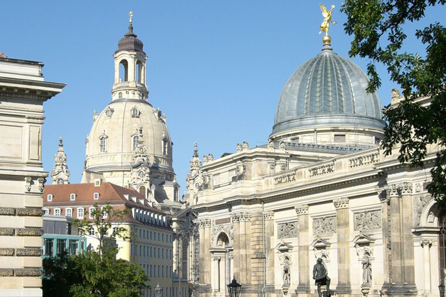 Freizeittipp Ferienwohnung Elbhang-Villa Am Zuckerhut Dresden - Stadtführung